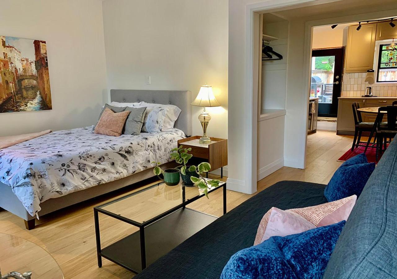Jacob22 B&B Toronto Ngoại thất bức ảnh